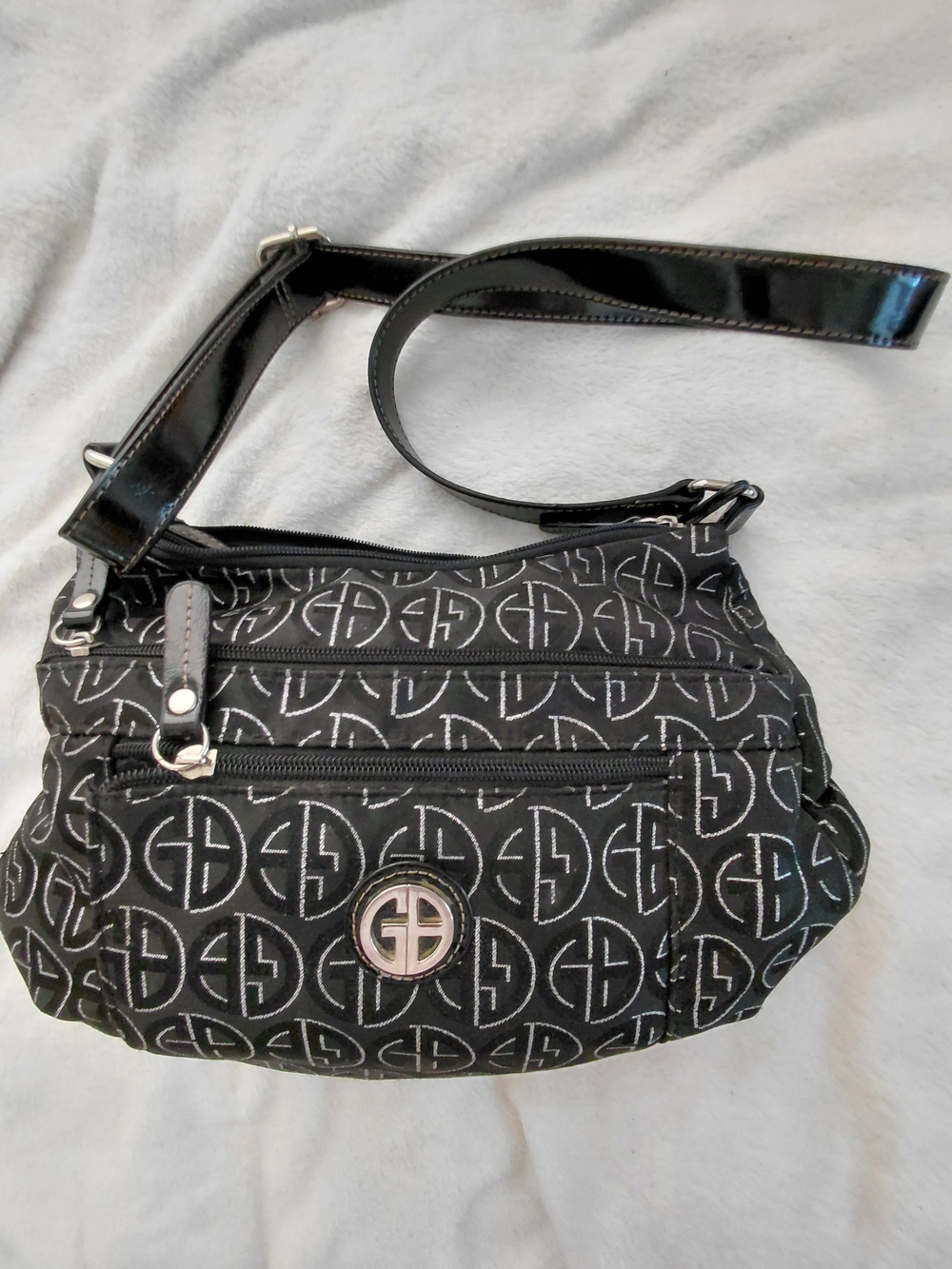 Giani Bernini Black Circle Signature Lurex Hobo Purse NWOT